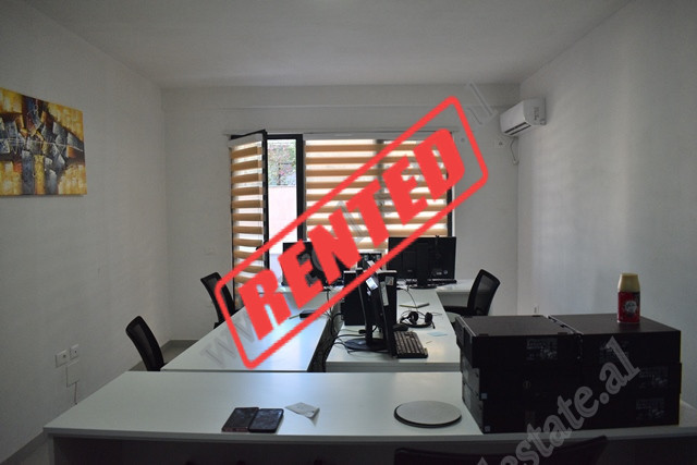 Office space for rent in Qemal Stafa street in Tirana.&nbsp;
The office it is positioned on the thi